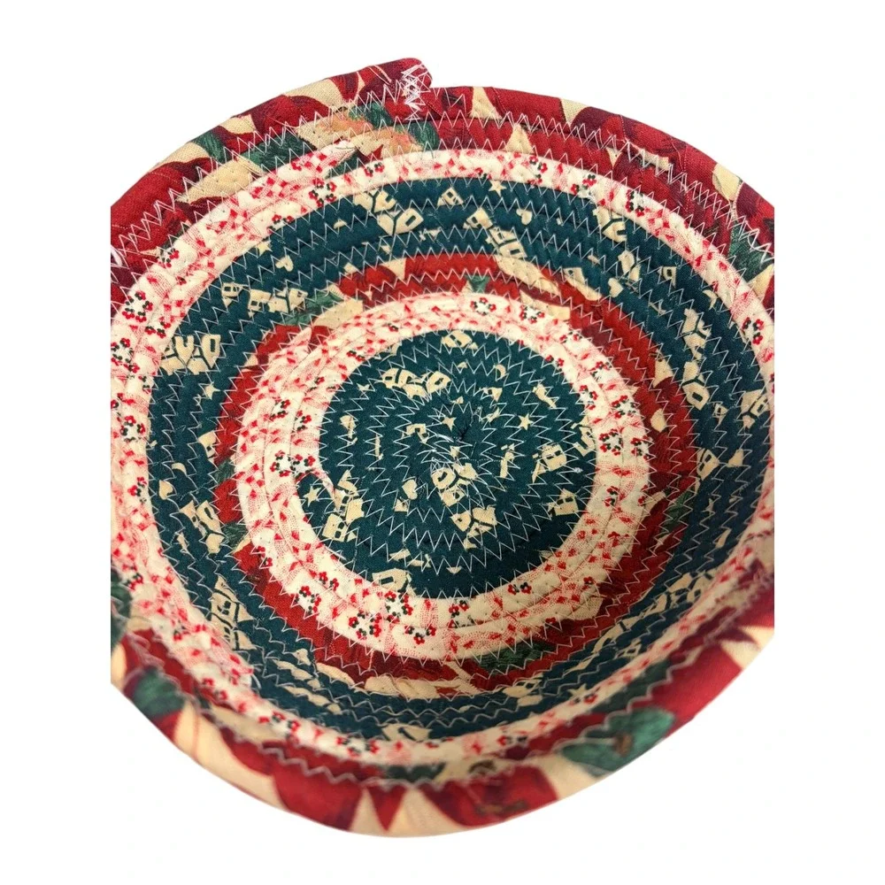 Handmade‎ Coiled Fabric Basket Vintage Americana Red White Blue Folk Art 8 inch